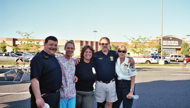 Save Your Heart for Love May 20,2009
Emmet Price, Melissa Platt, Liz Binion, Lynn Platt, and Patricia Copeland
All smiles for a successful event