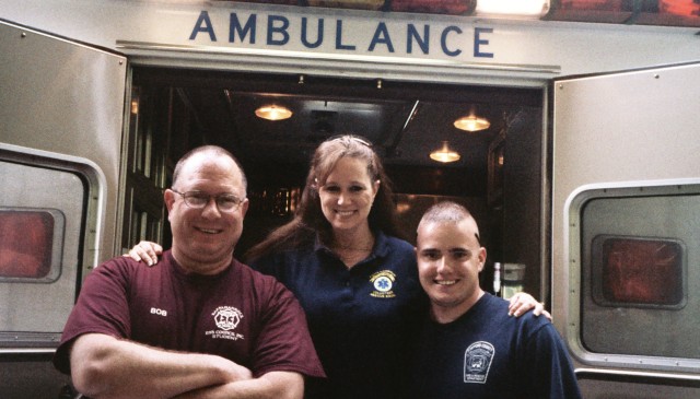 Bob, Shannon and Ben prepare for duty
April 2009