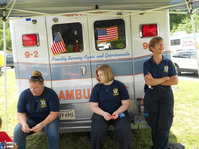 Angela, Amanda, and Jayne
2013