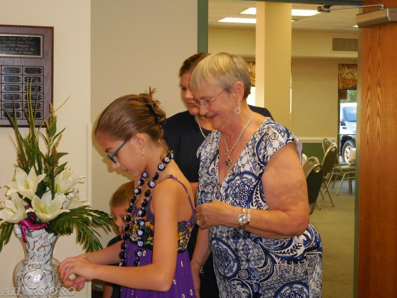 Banquet 2016
Greeter Aurora Jones, Grandma Perry