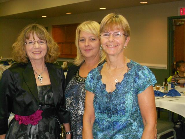 Sharon Schaefer, Patti Byram and Jayne Toellner
Banquet 2013