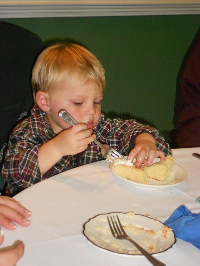 Intense cake eating!